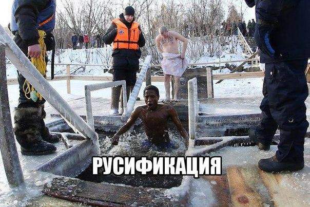 -Я просто прохожий! - кричал парень темнокожий...