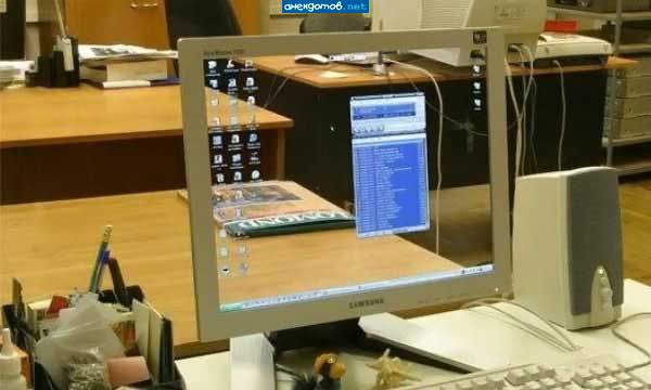Монитор босса. Видно всех.