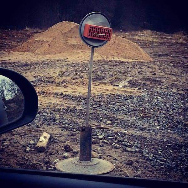 О, опять Сколково на высоте, 3D-знаки.