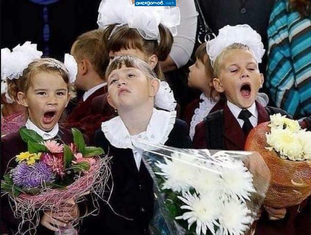 Мальчик с бантиком