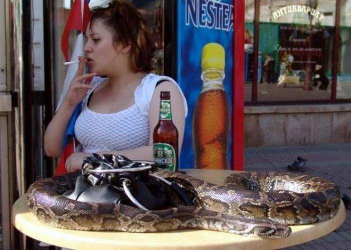 Покурю и заморю червячка...