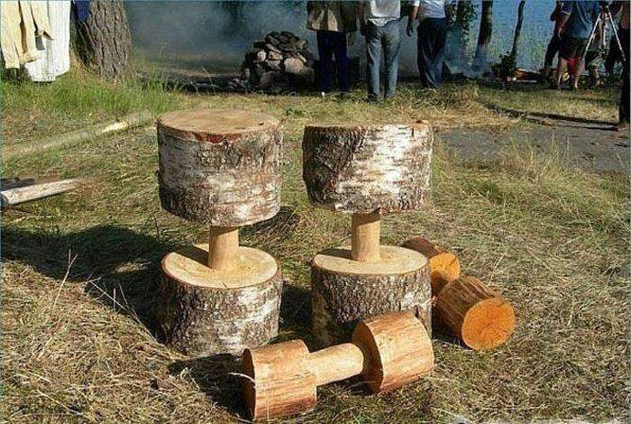 Трудное детство. Деревянные игрушки...