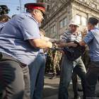 стой,явидел в сумке пончик pic