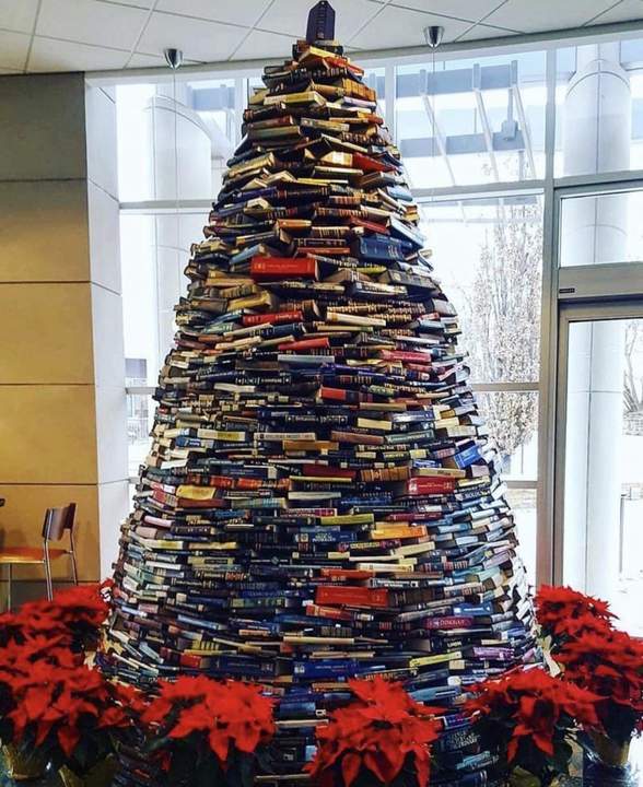 Книги нужно читать, а не делать из них всякую фигню!