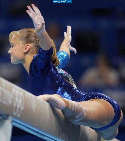 когтями держится