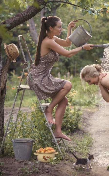 Рамку правее! Фотографу руки открутить.