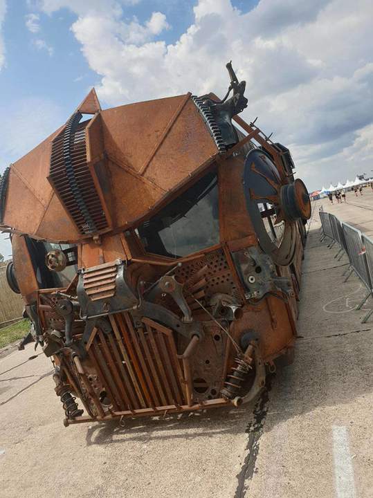 Инопланетяне осматривают Российский авиапром.