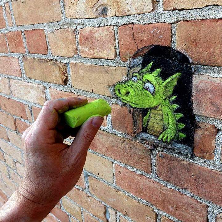 Не корми его этим!!! Он и так уже весь жёлтый!