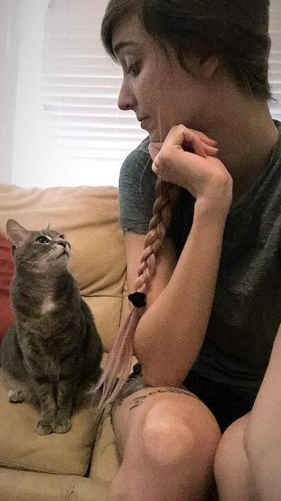 Может поедим? Что ты, я на диете!