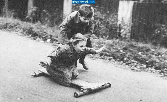 Ведьма. Начало. Подрастет и на метлу пересядет)
