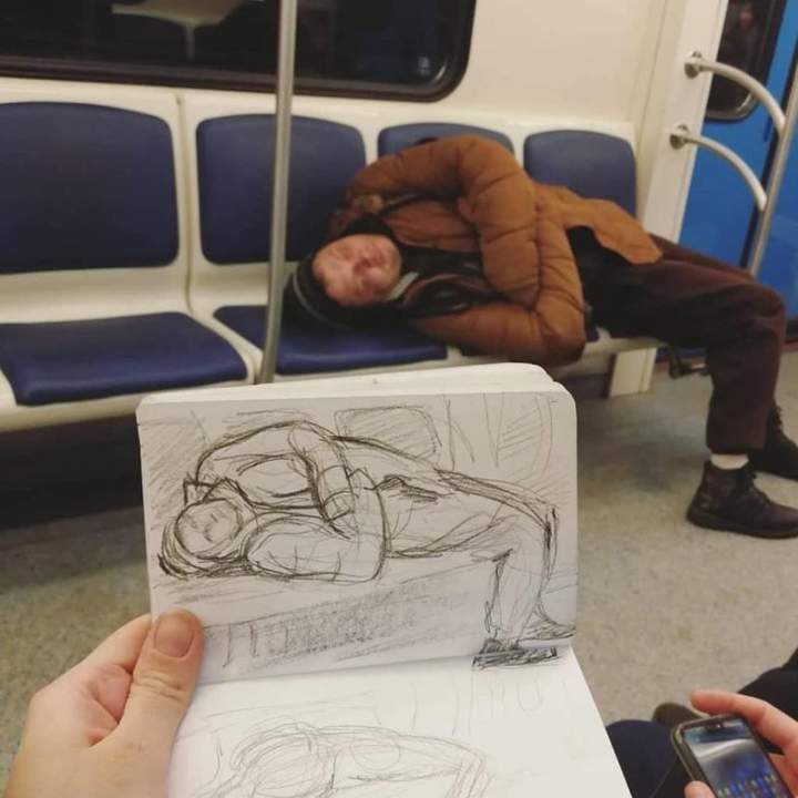 В метро фотографировать запрещено.
