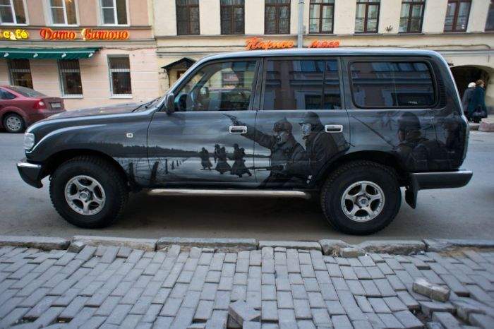 Танки по тротуару уже прошли...