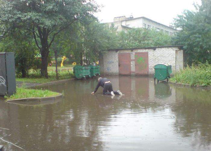 ..полный привод, двигатель 0,5 литра.