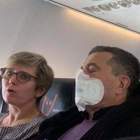 "-Не обращайте внимание, у мужа сильный насморк..."